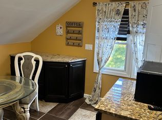 48 Ansonia St #3, Hartford, CT 06114