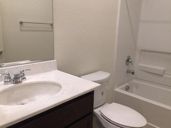 Downstairs Full Bath