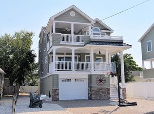 224 Iroquois Ave, Beach Haven, NJ 08008