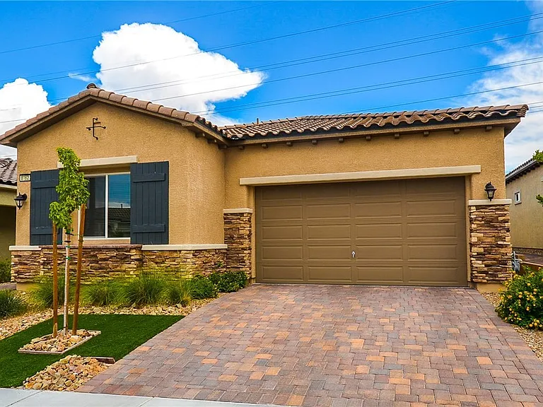 8162 Desert Madera St — Photo 42