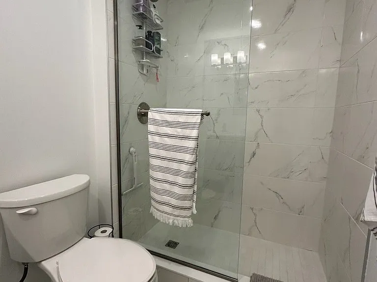 19 A West St N #306 — Photo 12