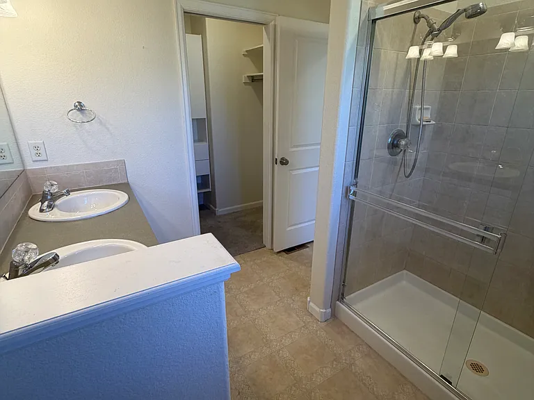 320 Strasburg Dr #A9 — Photo 25