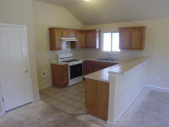 5th image of 5612 Lark Creek Dr