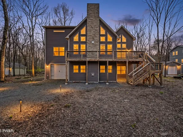 140 Constitution Dr, Lackawaxen, PA 18435