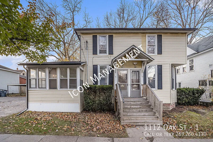 1112 Oak St #1