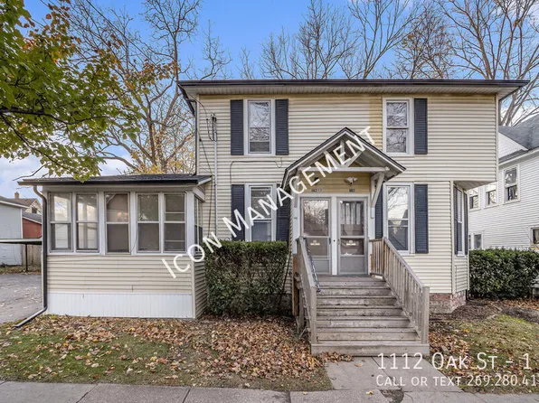 1112 Oak St, Kalamazoo, MI