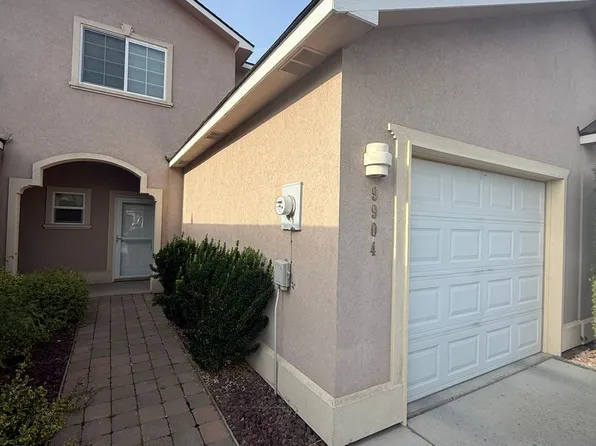 9904 Mia Ln, Pasco, WA 99301
