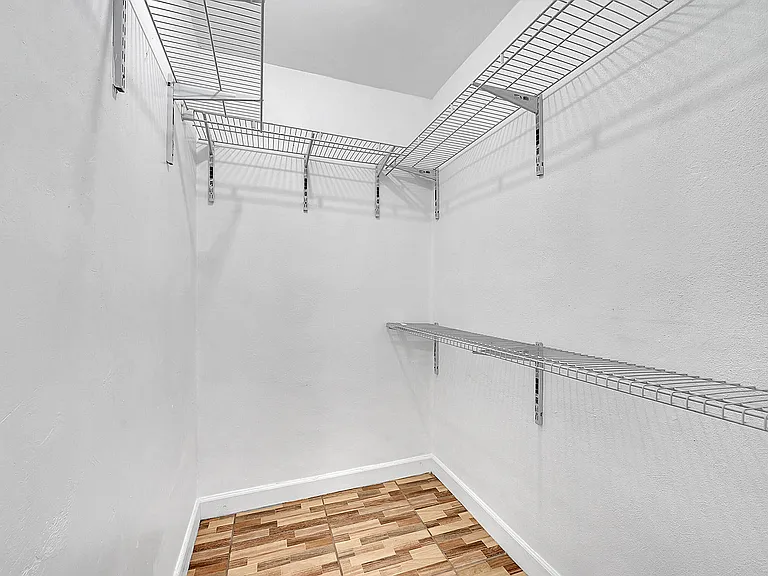 1646 NE 150th St #1 — Photo 17