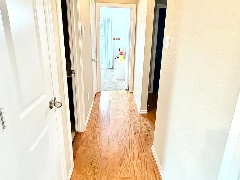 883 Wind Song — Photo 26