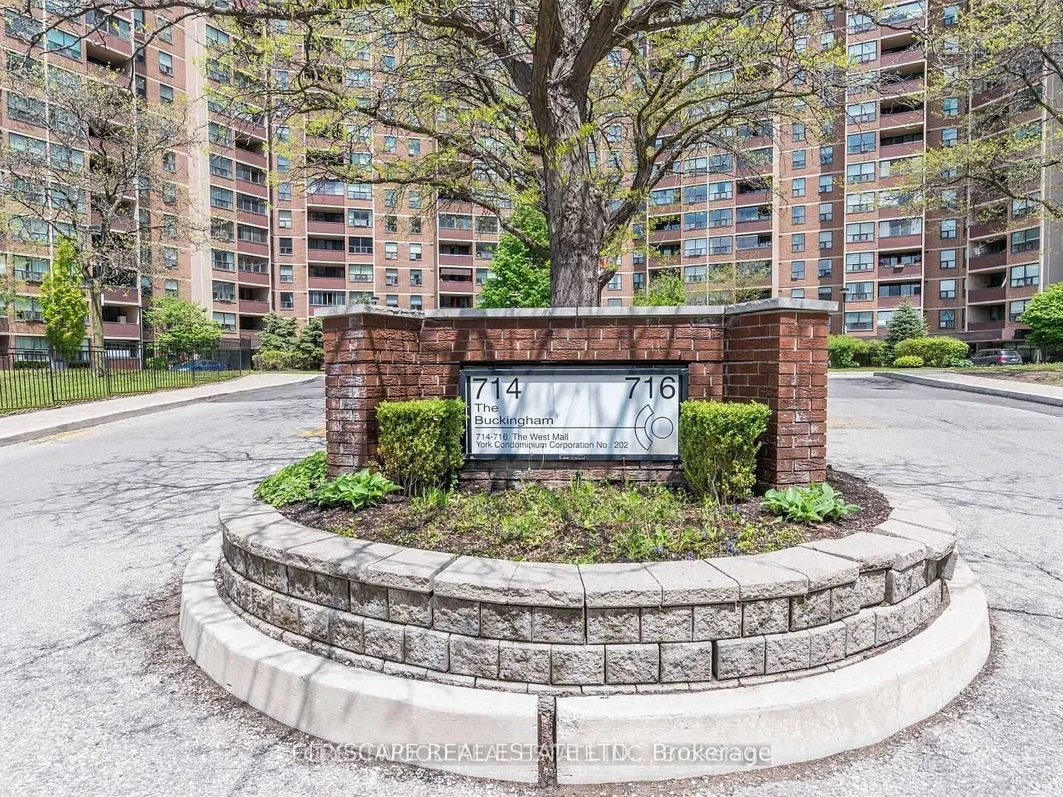 3 bed, $3,475 — Photo 2