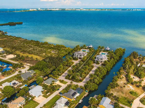 2437 Yount Dr, Merritt Island, FL 32952