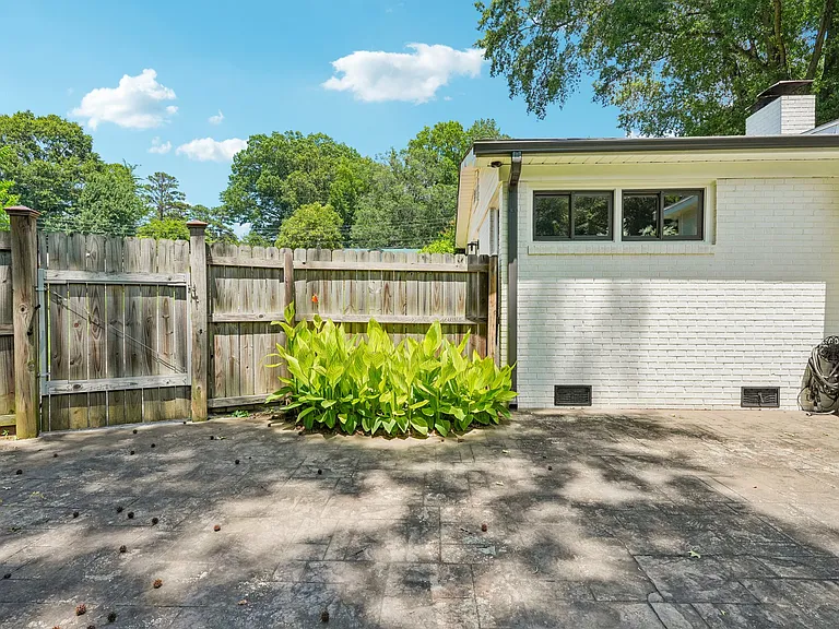 1031 Cutler Pl — Photo 40