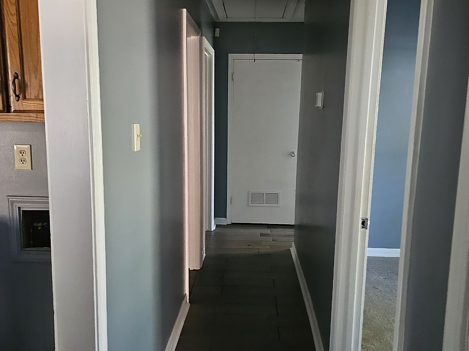 1st image of 7676 Charleston Dr