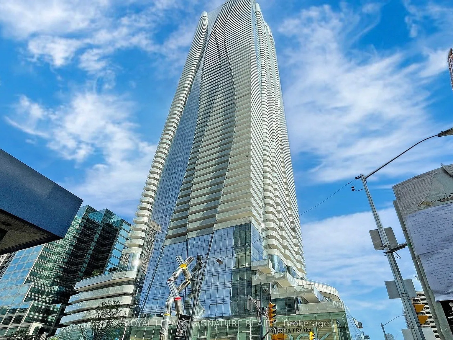 2 bed, $4,400 — Photo 1