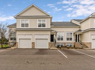 281 Hemlock Ravine Dr, Blacklick, OH