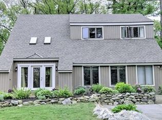 72 Parker Rd, Chelmsford, MA 01824