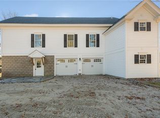 313 Grange Rd, North Smithfield, RI 02896