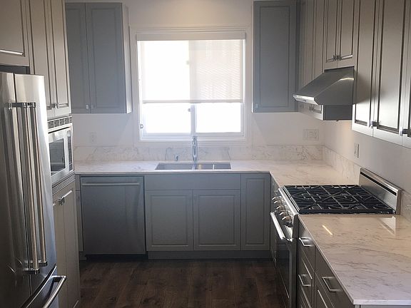 4th image of 230 S Hamilton Dr #2B-2Ba-1700Sqft