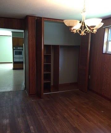 4th image of 1540 Shirley Dr