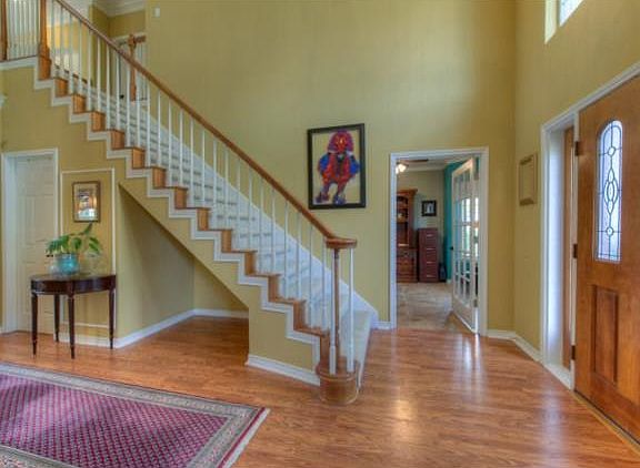 3rd image of 7621 Yaupon Dr