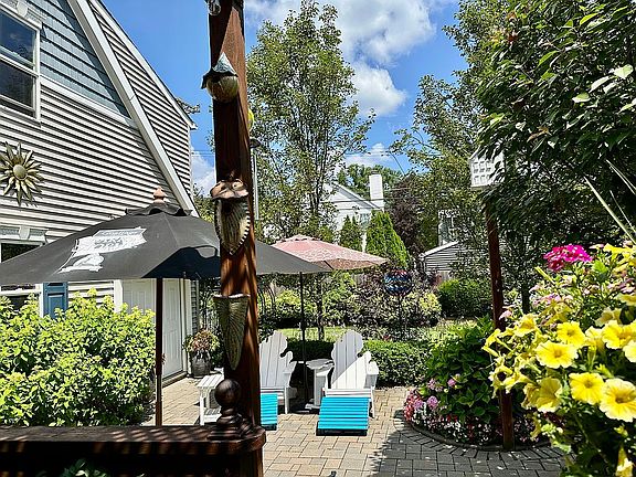 3rd image of 475 Catalpa Dr