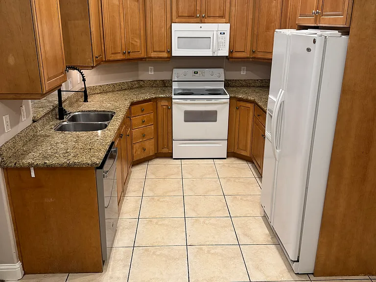 203 N 1200 W #203 — Photo 2