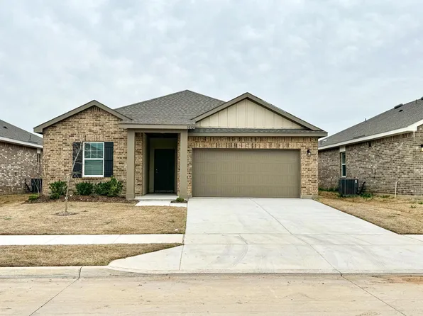 10321 Rosegreen Ln, Crowley, TX