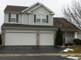 16219 Laurel Oak Dr, Crest Hill, IL 60403
