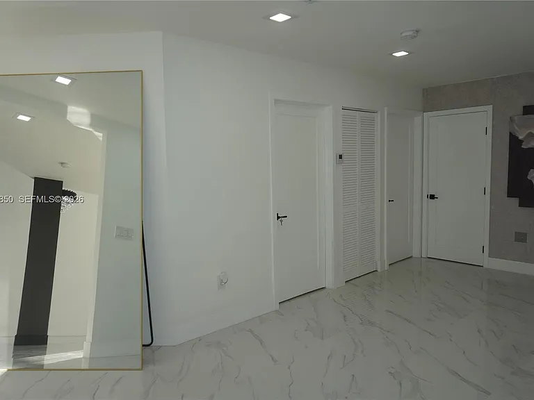 15614 SW 110th Ter — Photo 11