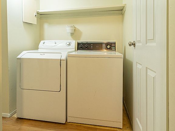 5th image of 11010 Bonaventure Dr SE #1511