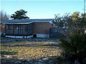 3rd image of 643 Lagoon Oaks Cir