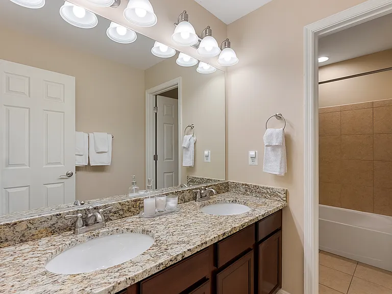 232 Mohegan Dr — Photo 23