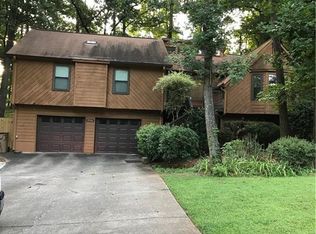 4046 Maxanne Dr, Ball Ground, GA 30107