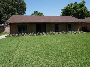 5910 High Star Dr, Houston, TX 77081