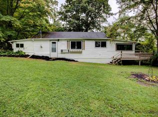 2 Shady Ln, Geneseo, IL 61254