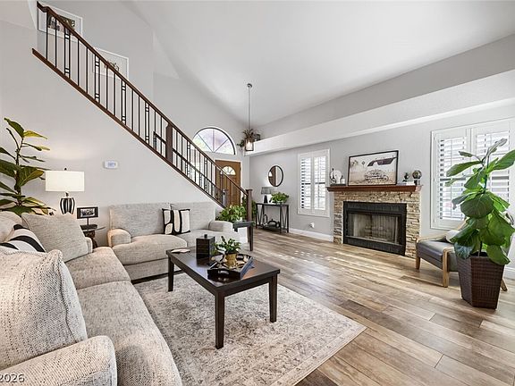 3rd image of 4849 Maryvale Dr