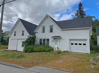 14 Lamoine Beach Rd, Lamoine, ME 04605