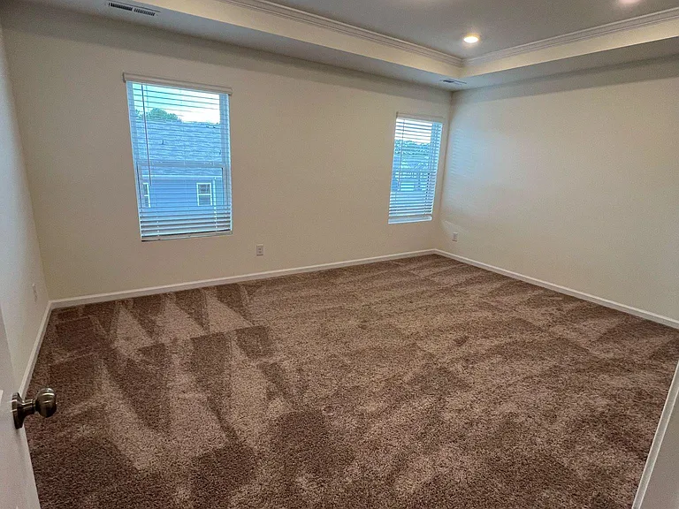 760 Earhart St NW — Photo 8