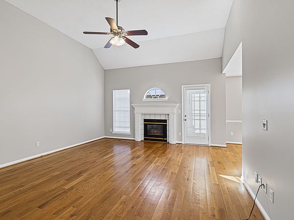 5th image of 2419 English Hill Dr