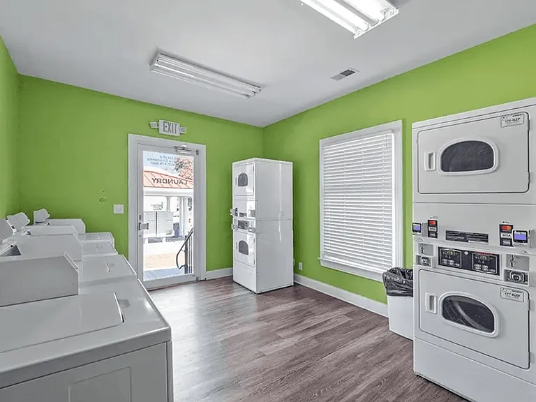 Addison Park Apartments — Photo 12