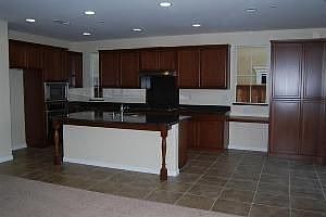 3rd image of 2215 Telegraph Hill Dr