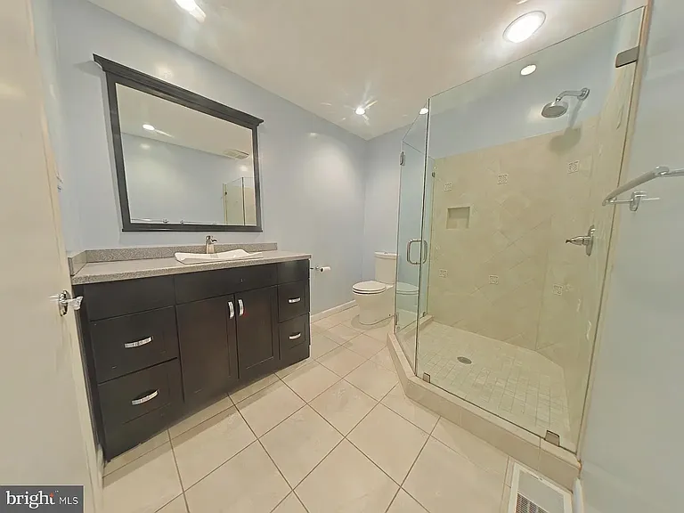 1920 Lombard St #1 — Photo 22