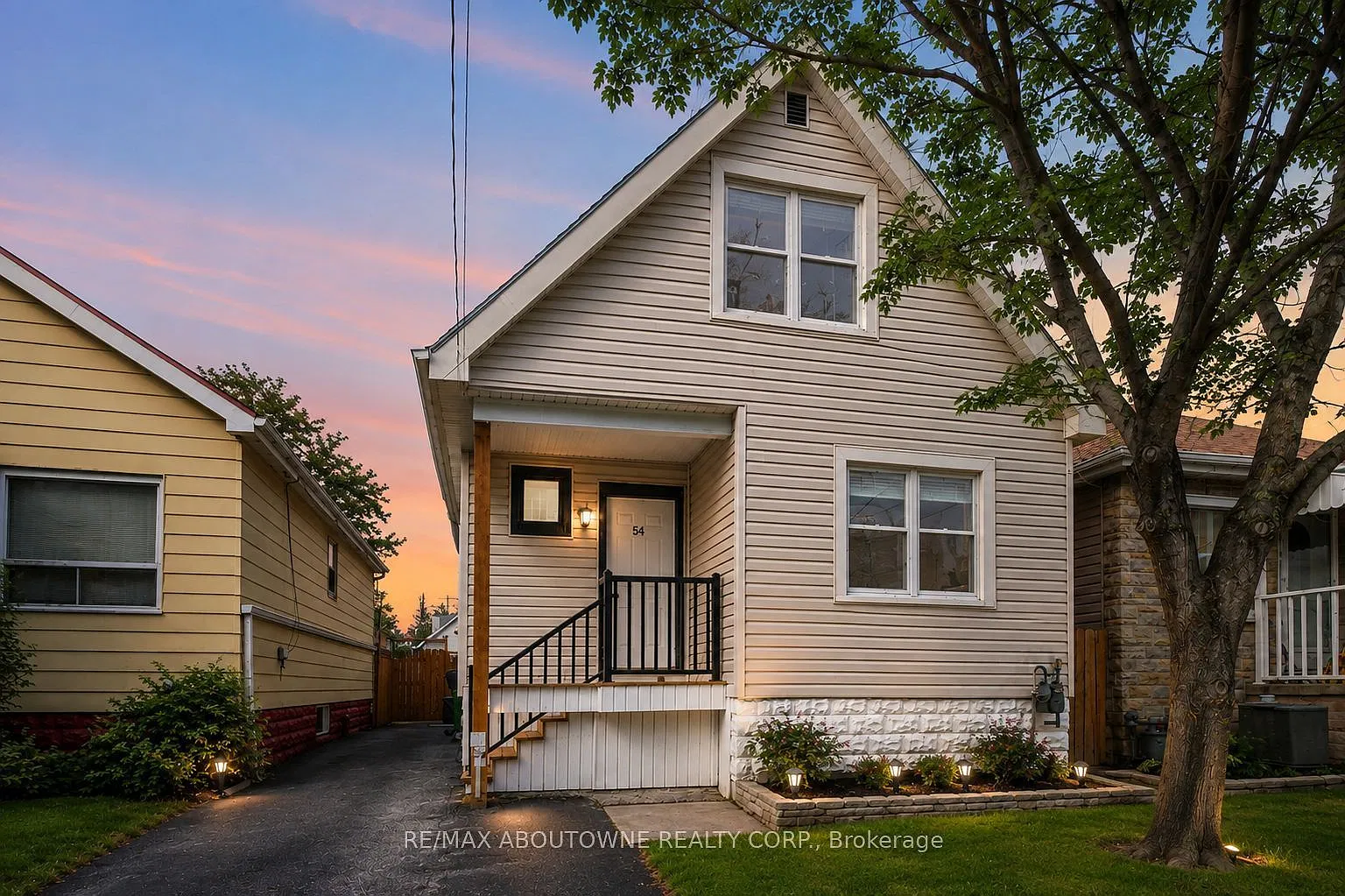 2 bed, $2,500 — Photo 2