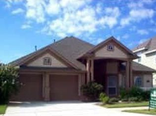 953 Cotton Exchange Dr, Aubrey, TX 76227
