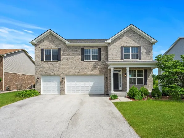 2212 Eastwood Dr, Lynwood, IL 60411