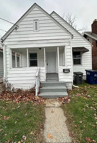 1755 Marne Ave Photo 1