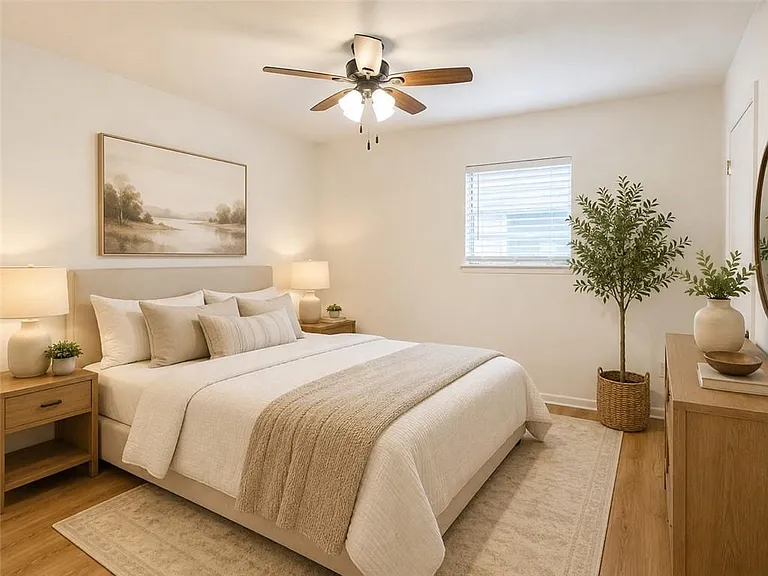 800 Martin Behrman Ave #205 — Photo 11