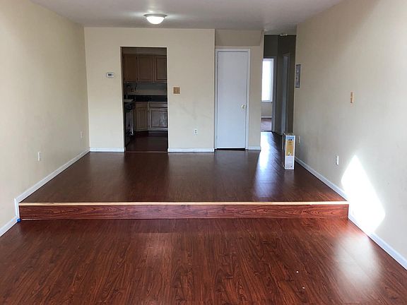 Living/Dining/Kitchen View