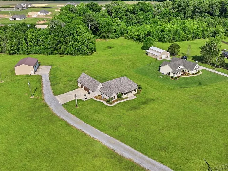 4072 Highway 471 — Photo 59
