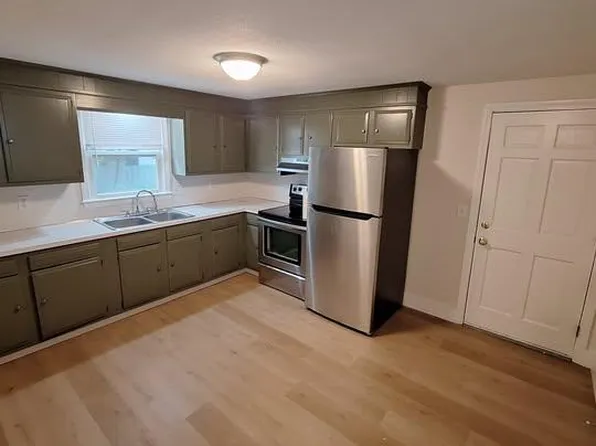 204 Elm St #5, South Portland, ME 04106